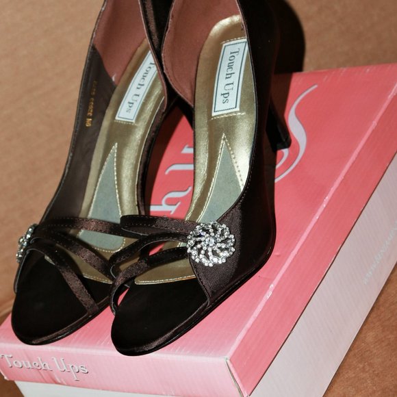 TOUCH UPS Sharmain brown shoes women's size 9M evening heels - display - Picture 9 of 12